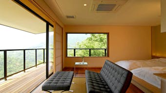 わずか8室だけの箱根のスタイリッシュな隠れ家宿