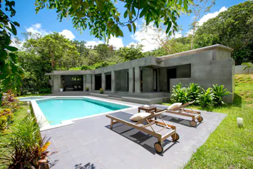 一度は泊まってみたい！沖縄の超絶ラグジュアリーリゾート①～本島編～