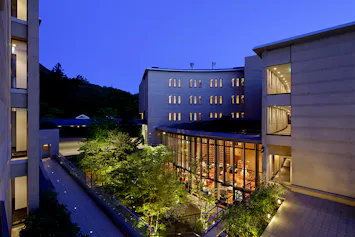 愛犬と滞在できる本格的スパリゾートホテル