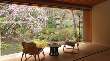 四季折々の旬の美味に、芯から満たされる老舗宿