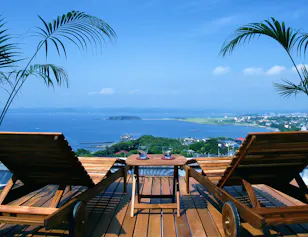 東京から車で2時間の海を望む宿