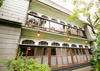 約140年の歴史を誇る、重要文化財の宿