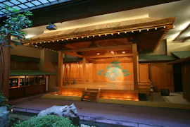 能舞台を擁した長野の伝統芸能の宿