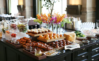 多様な文化が交差する港町・神戸の絶品ホテル朝食4選