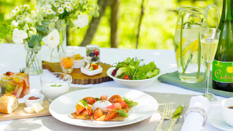 星野リゾート 軽井沢ホテルブレストンコート 軽井沢の自然に包まれて 身体がよろこぶ美食体験 宿泊予約は 一休 Com