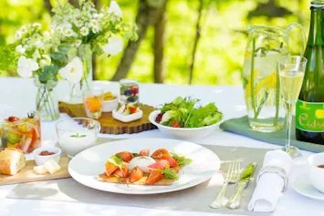 軽井沢の自然に包まれて、身体がよろこぶ美食体験