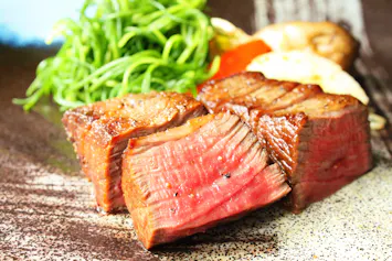 米沢のおふたり様専用宿で、ブランド牛を食べ尽す