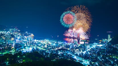 宿で楽しむ風物詩 熱海の花火が見える宿6選 一休コンシェルジュ 宿で楽しむ風物詩 熱海の花火が見える宿6選 一休コンシェルジュ