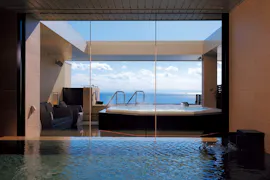 都会にありながらリゾート感を味わえる温泉旅館