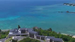 沖縄初、食にこだわる「和の旅亭」で絶景旅