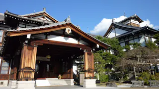 奈良のクラシックホテルで万葉の気品香るひと時を