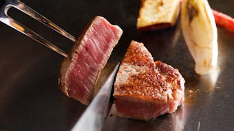 鉄板焼きで肉の旨みを味わい尽くす宿 5選