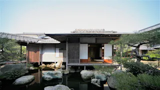 懐かしさ漂う老舗で日本美と真心に癒される