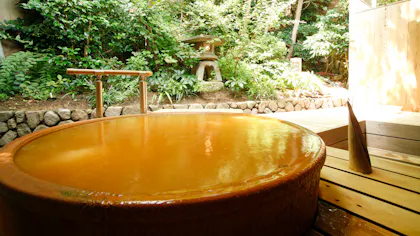 金泉の露天風呂付客室がある有馬の温泉宿5選