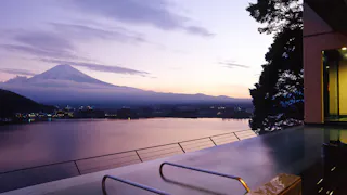 陽射しとそよ風に抱かれて富士山を独り占め