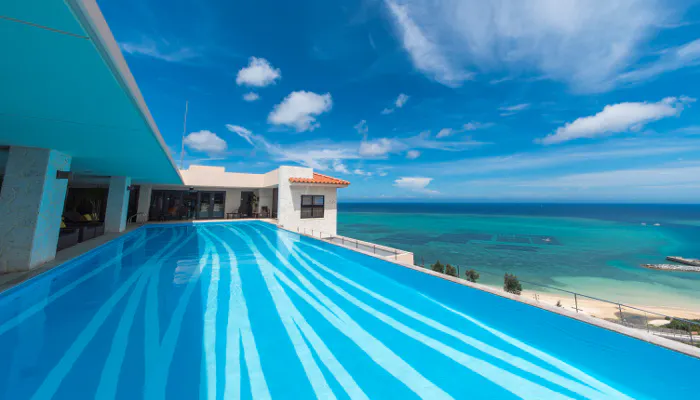 海を一望 プールが自慢の沖縄リゾート特集 一休コンシェルジュ