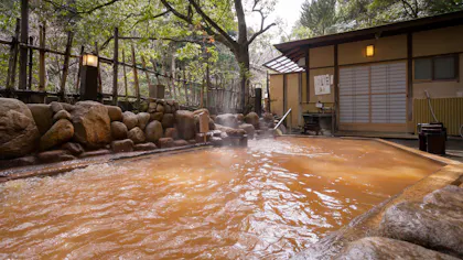 源泉掛け流しの温泉を楽しめる宿　有馬編