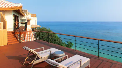 パノラマの絶景を独り占めできる宿5選