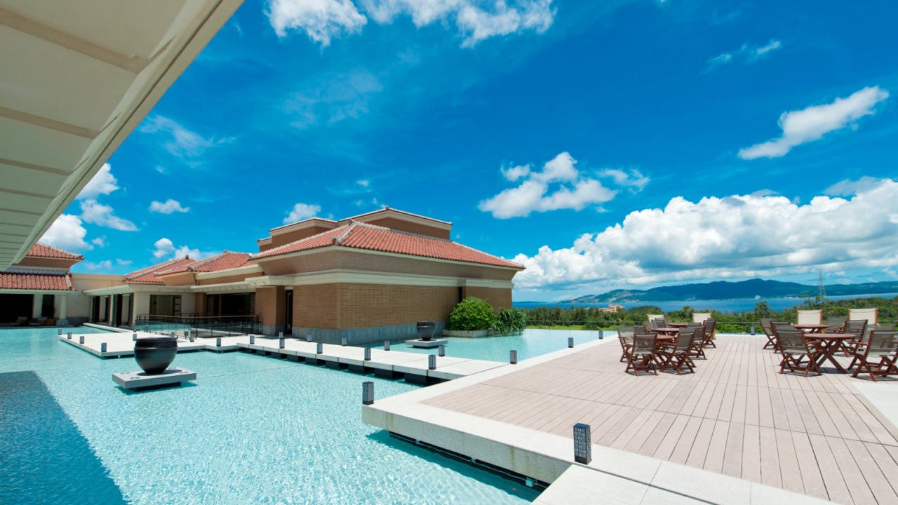 ザ・リッツ・カールトン沖縄 | 沖縄のエレガンスなラグジュアリーに