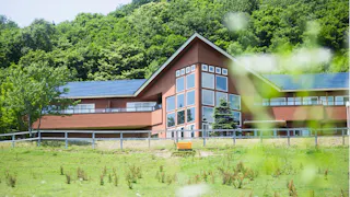 馬産地・日高の大自然に溶け込む 美食オーベルジュ