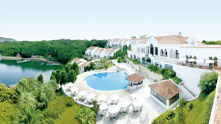 潮の香り爽やかな、伊勢志摩の南欧風リゾート