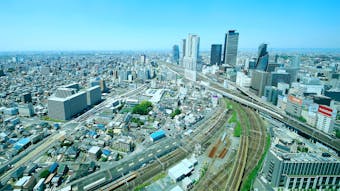 電車と街の絶景を楽しむトレインビューホテル 4選