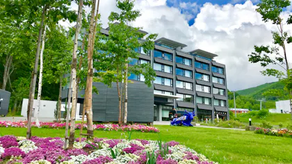 ニセコの大自然と温泉を満喫できるリゾートホテル