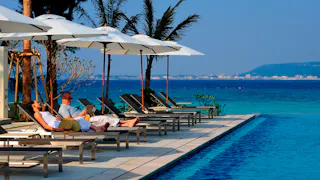 沖縄の太陽と海の恵みがくれるラグジュアリーウェルネス体験