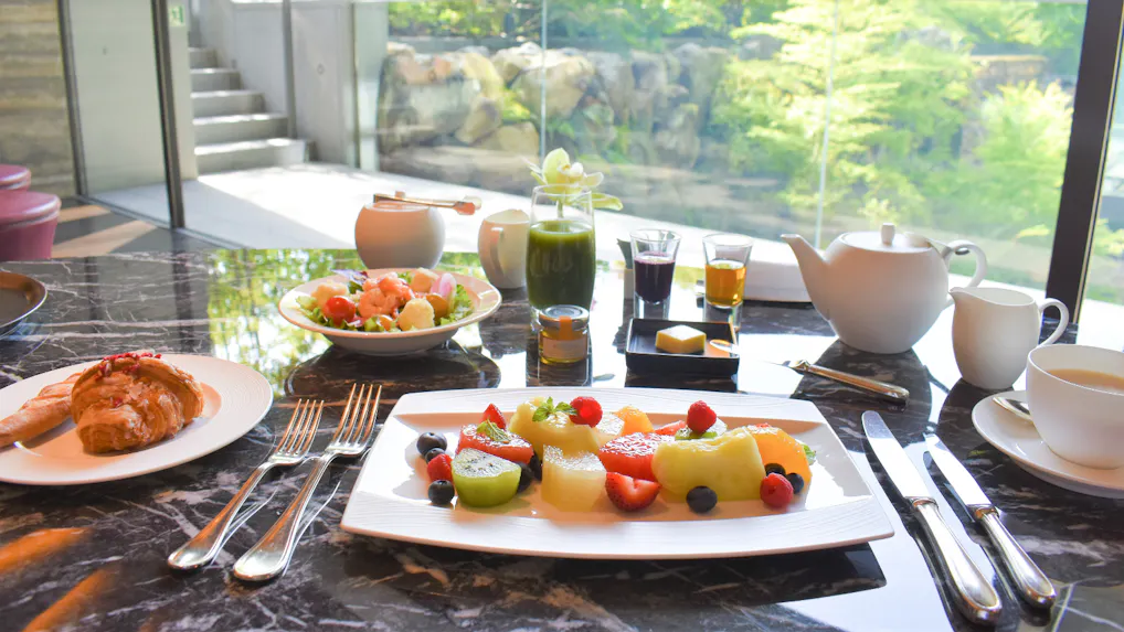 【滞在記】粋を凝らしたアート空間で、こだわりの美食を愉しむ