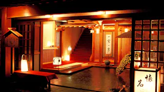 草津唯一。岩盤から湧く天然の湯に浸かる