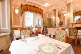 京都の中心で、華麗な歴史の面影を感じる美食の宿