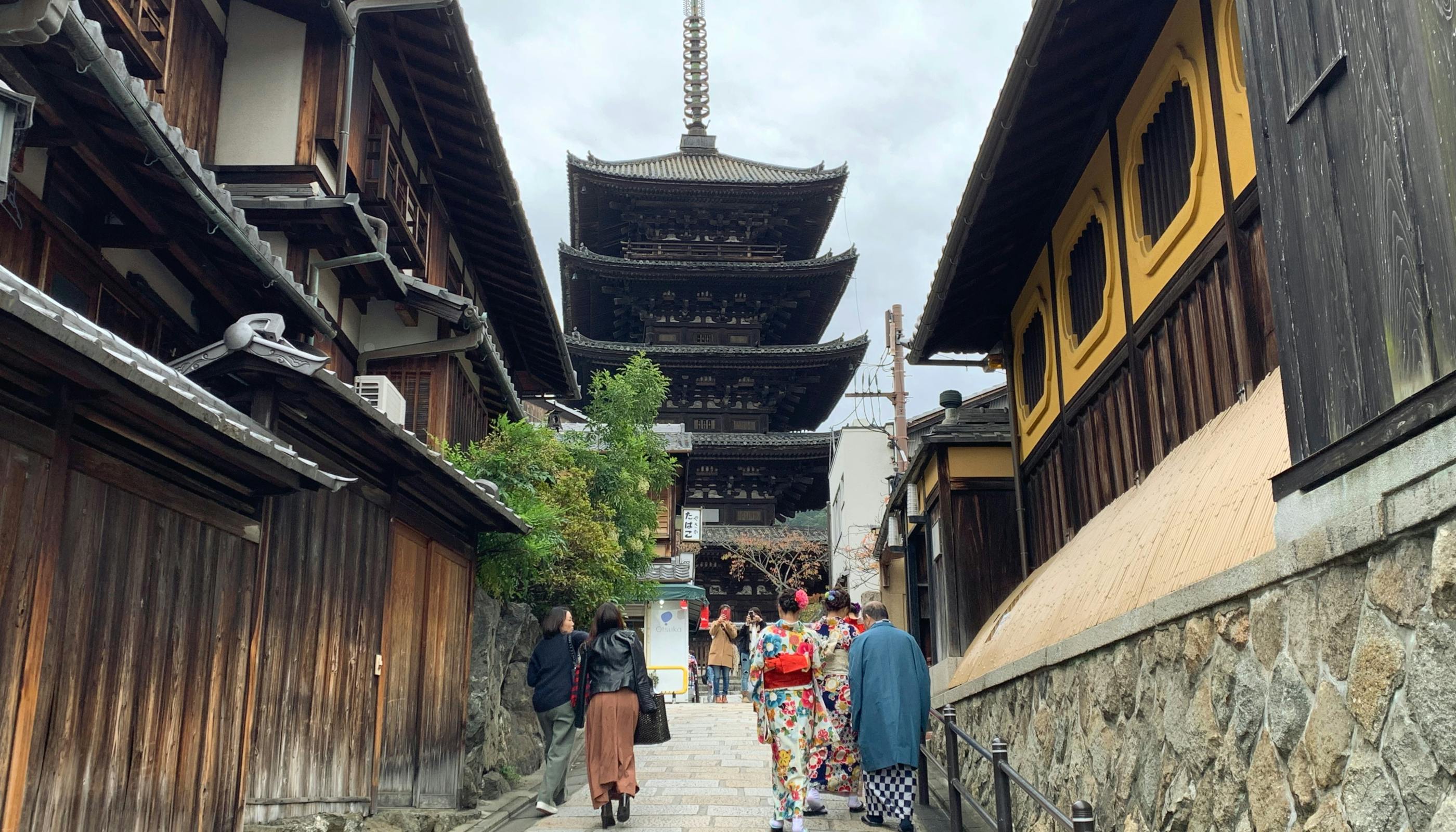 CAMPTON KIYOMIZU | 【取材】人気観光地「清水寺」の麓で、京都を