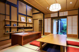 【取材】2018年11月開業。茶道の香りが漂う現代の京町家