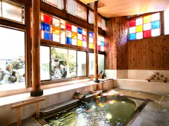 長野・野沢温泉の滋味深い食事と新鮮な温泉に和む