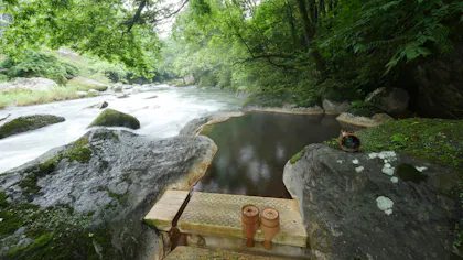 “生まれたて”の湯に会いに、鹿児島の宿へ