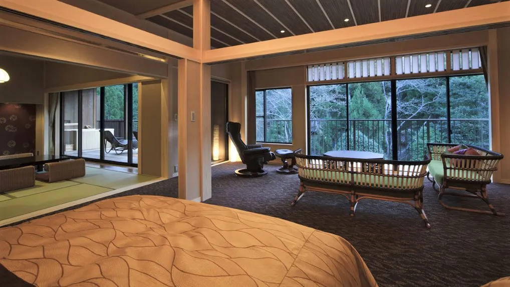 この開放感は癖になる！“100平米以上”の客室がある宿　西日本編