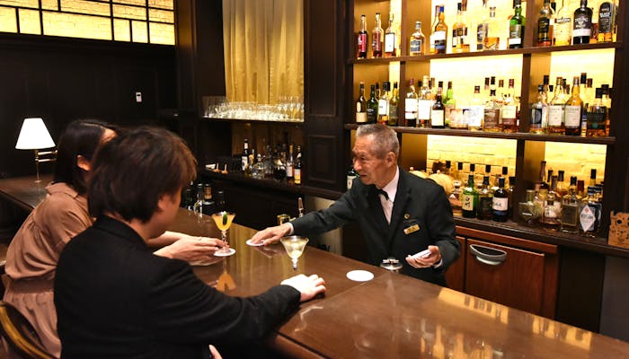 ホテルバー探訪 半世紀を駆け抜けたバーテンダーが紡ぎだす 至福のカクテル 一休コンシェルジュ ホテルバー探訪 半世紀を駆け抜けたバーテンダーが紡ぎだす 至福のカクテル 一休コンシェルジュ