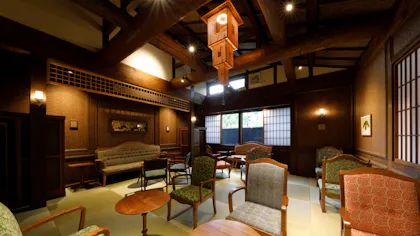 水戸岡鋭治デザインで生まれ変わった由布院の温泉宿