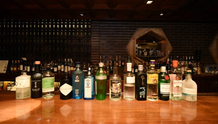 ホテルバー探訪 古き良き時代の面影に酔いしれる 伝統のカクテル 一休コンシェルジュ ホテルバー探訪 古き良き時代の面影に酔いしれる 伝統のカクテル 一休コンシェルジュ