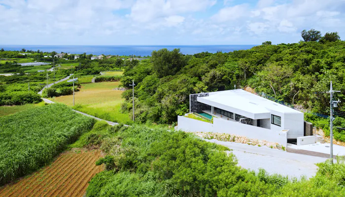 沖縄の海と原生林を借景に寛ぐプール付きのヴィラ 一休コンシェルジュ
