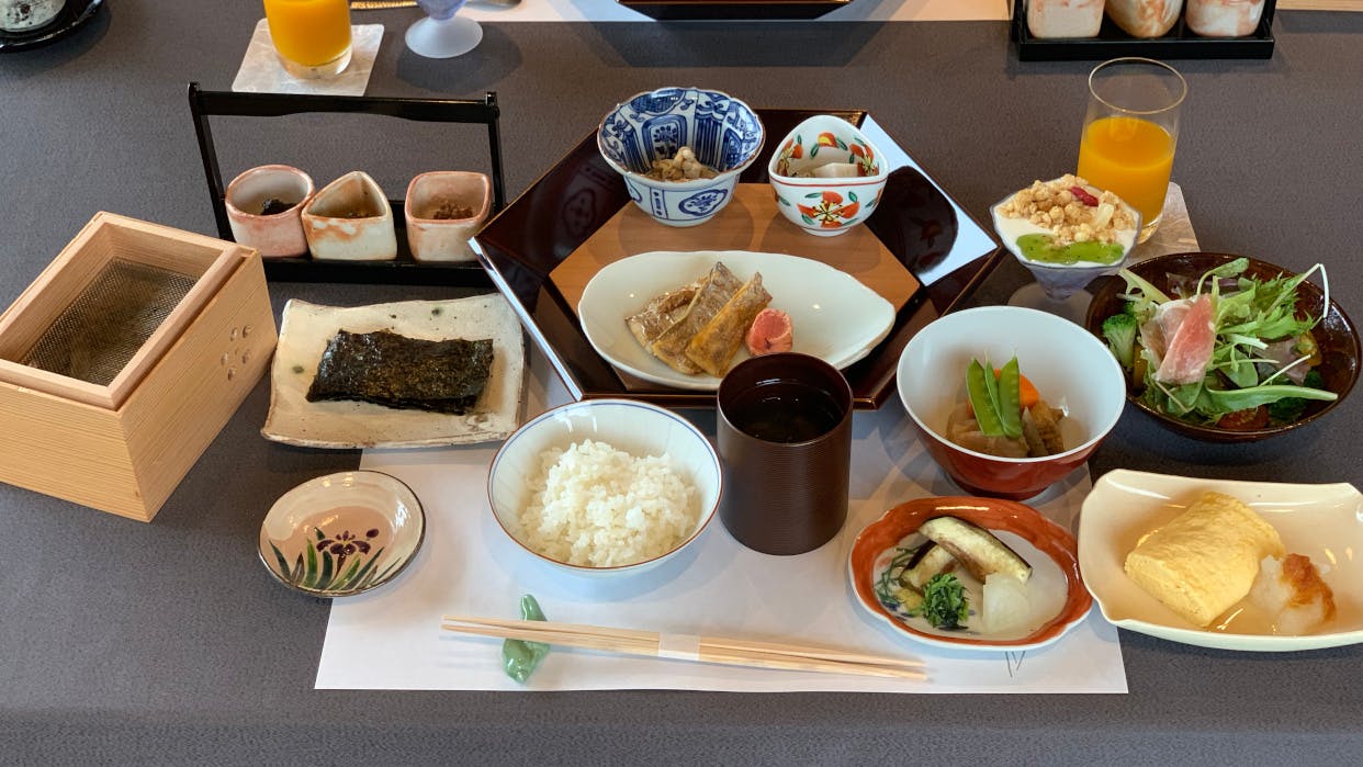 AUBERGE YUSURA ひと手間に和ごころ感じる料亭宿 | 【滞在記】伊勢志摩