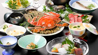 一年を通してカニを楽しめる、絶景オーシャンビューの宿