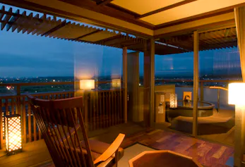 お部屋で内風呂も露天風呂も愉しめる北陸のおこもり宿