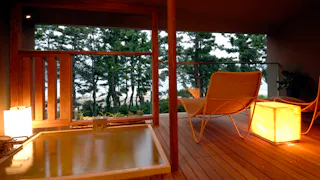 南伊豆・弓ヶ浜で露天風呂と白浜の美しい景色に癒される