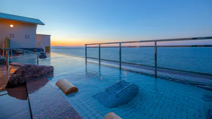 絶景インフィニティ風呂で新感覚の温泉を楽しめる宿 5選