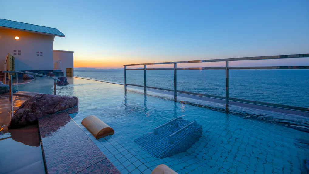 絶景インフィニティ風呂で新感覚の温泉を楽しめる宿 5選