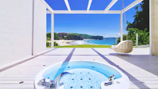 伊豆・入田浜で美しい白浜を独り占めする夢の滞在を