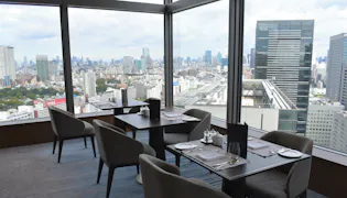 【滞在記】品川上空で大都会のスカイビューに溶け込むクラブラウンジが誕生