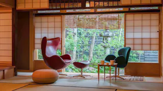 【滞在記】町家と北欧家具の調和が心地良い、全国初の“商店街ホテル”