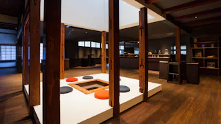 新潟・越後湯沢の有形文化財で雪国のロマンを肌で感じる宿